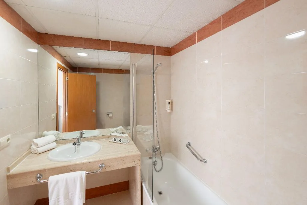 QUADRUPLE SUPERIOR WITH TERRACE Room, RH Sol, Costa Blanca