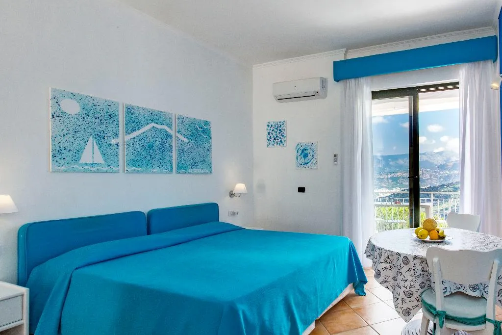 STUDIO SEA VIEW WITH BALCONY Room, Residence Le Terrazze Sorrento, Naples
