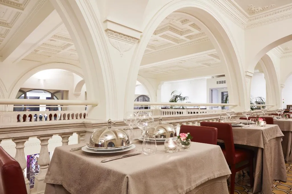 Restaurant, The Building, Rome