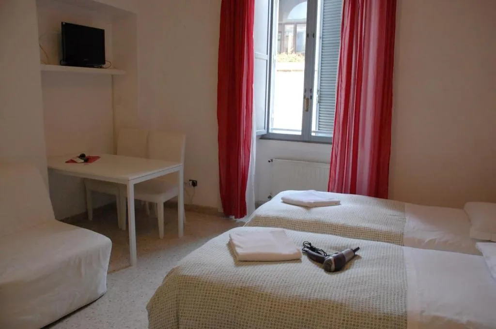 Room, Moshi Moshi B B, Naples