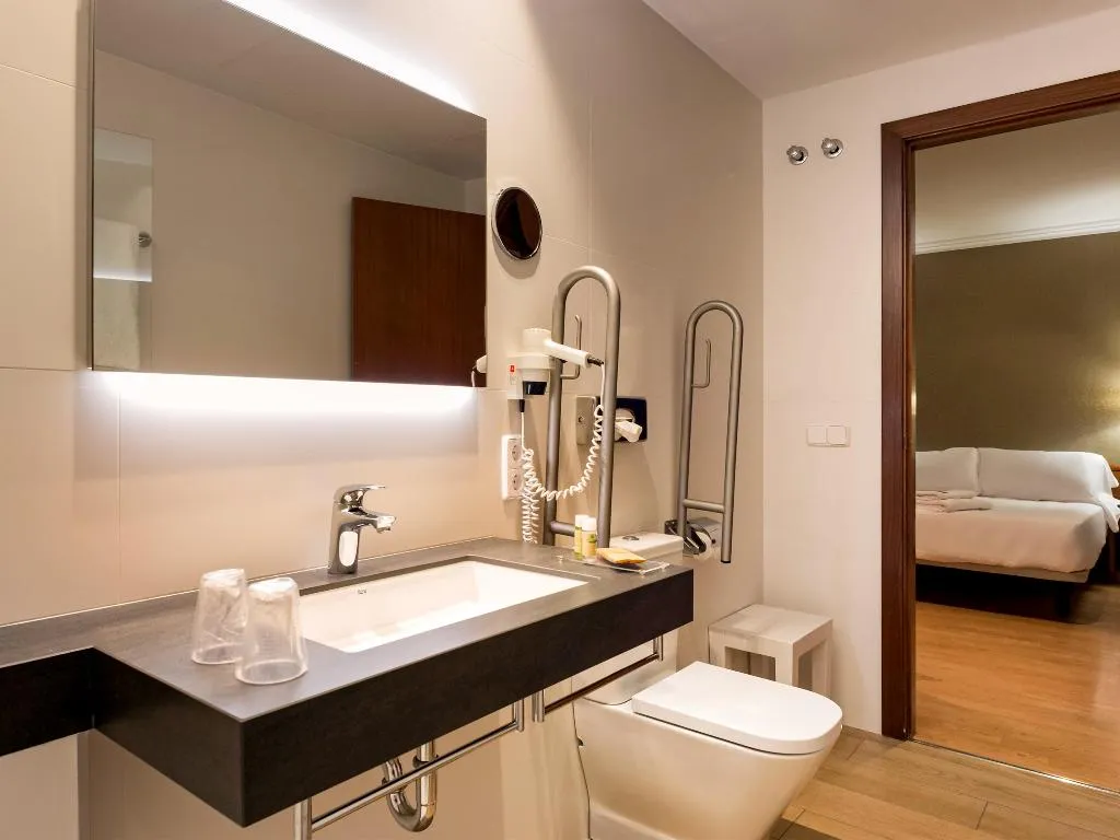 Room, ibis Styles Figueres Ronda, Costa Brava