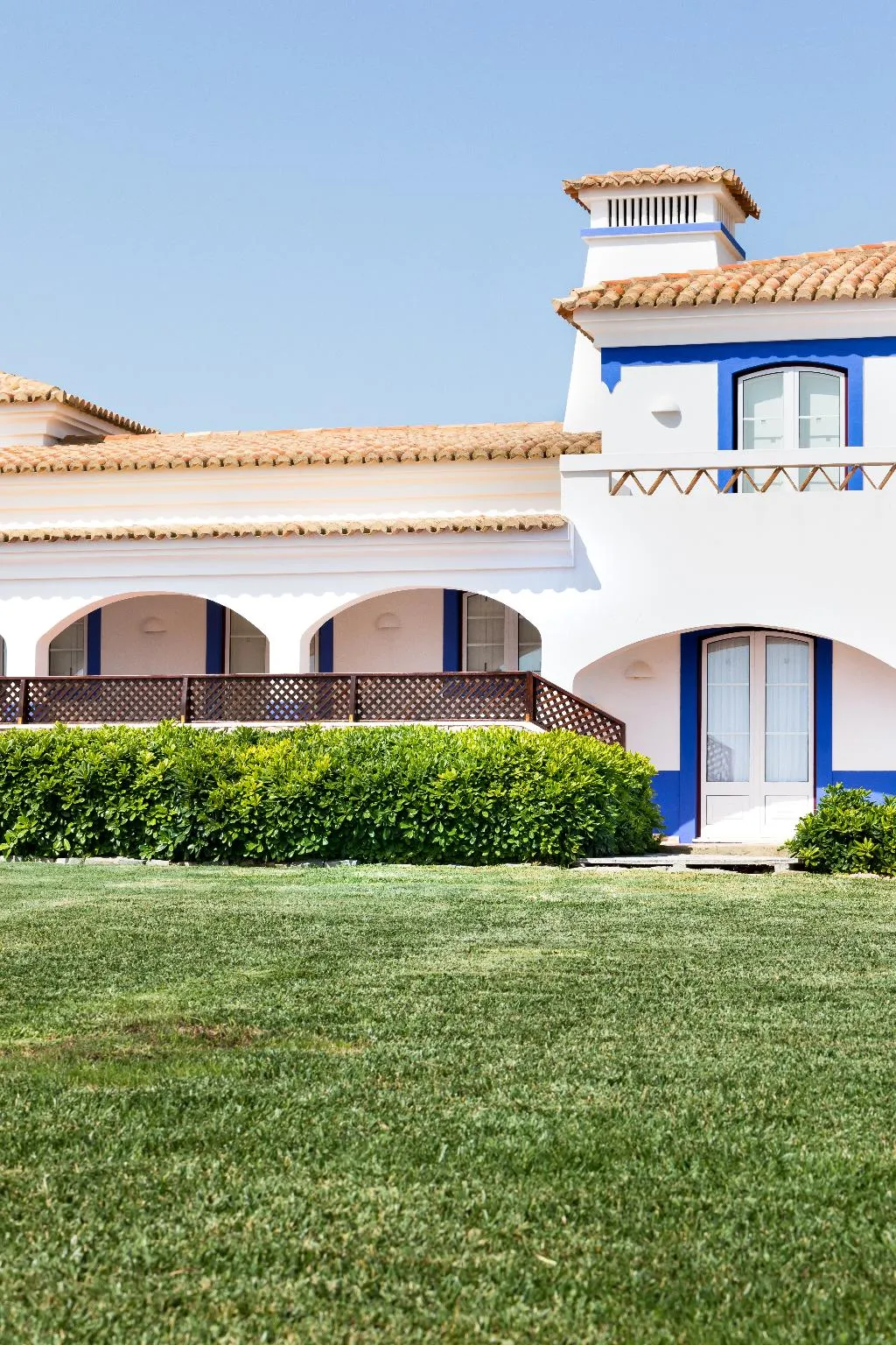 VILLA THREE BEDROOMS Room, Shantivillas, Algarve