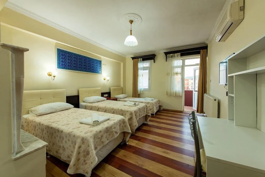 Room, Ephesus Centrum, Izmir
