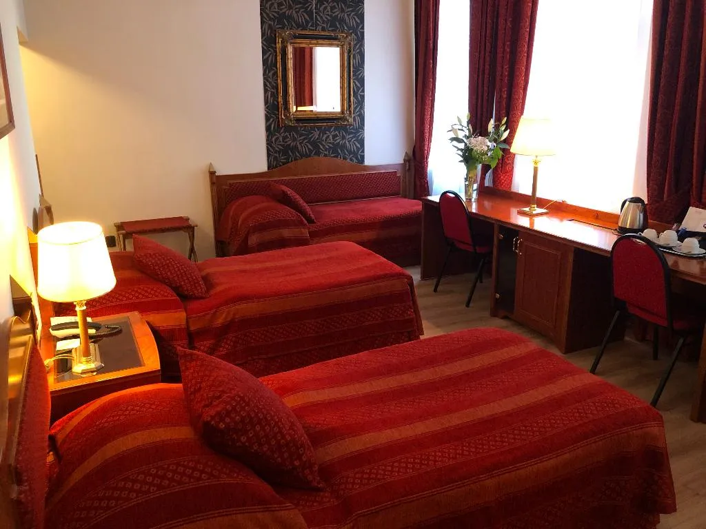 TRIPLE STANDARD Room, Ariston & Ariston Patio Hotel Prague, Prague