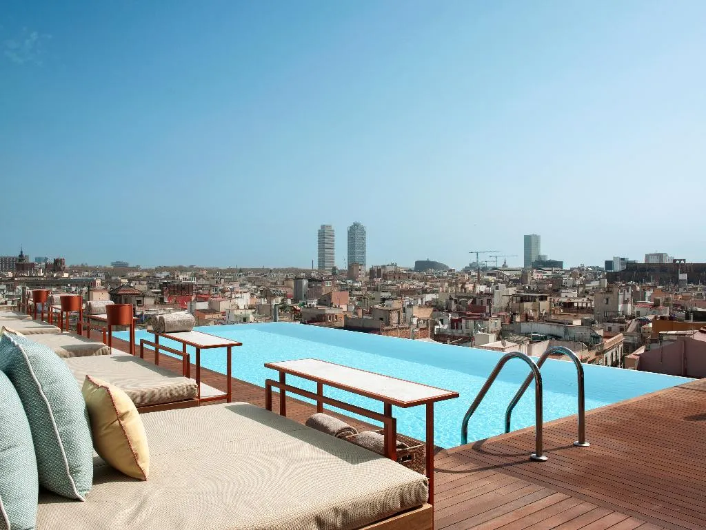 Pool, Grand Hotel Central, Barcelona