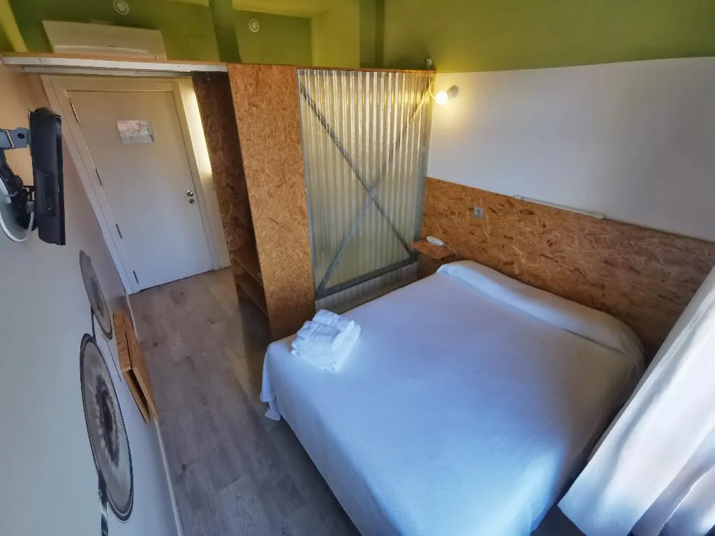 DOUBLE STANDARD Room, La Posada del Chaflan, Madrid