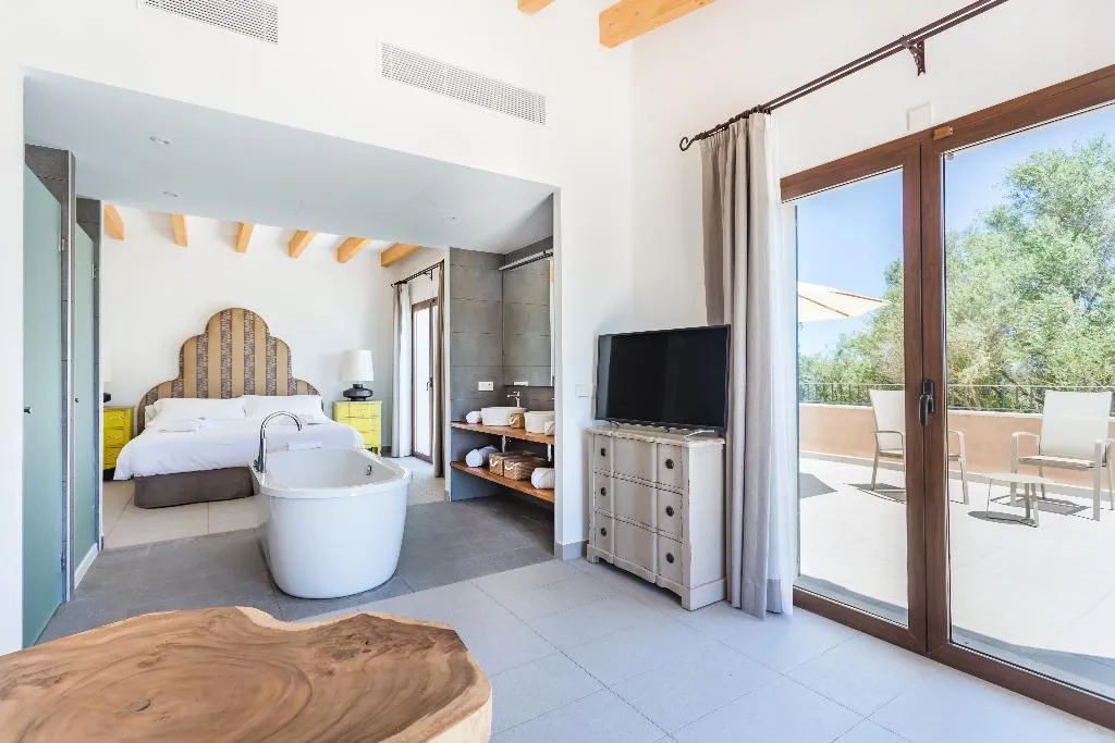 SUITE DELUXE Room, Agroturisme Ses Vistes, Majorca