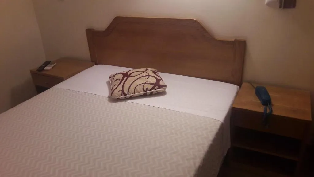 Room, Alicante, Lisbon