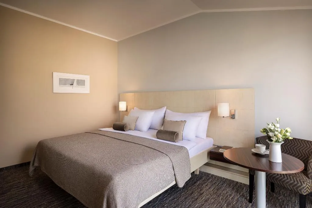 TWIN CLASSIC Room, Valamar Lacroma Hotel 4*, Dubrovnik