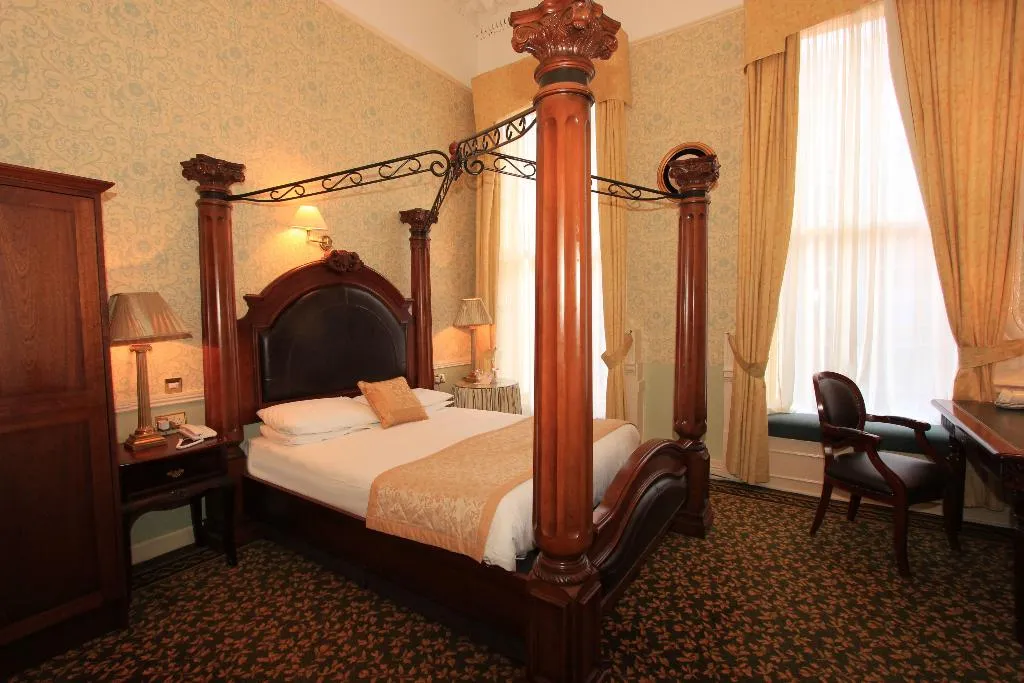 Room, Castle Hotel, Dublin