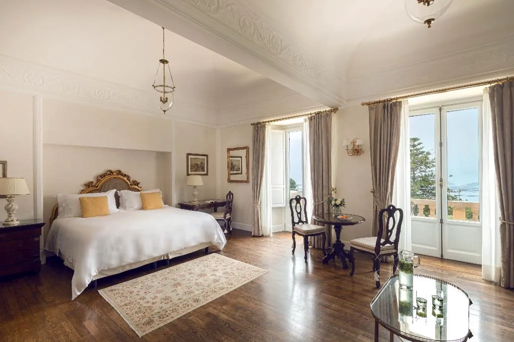 JUNIOR SUITE PREMIUM Room, Grand Hotel Timeo, A Belmond Hotel, Taormina, Taormina