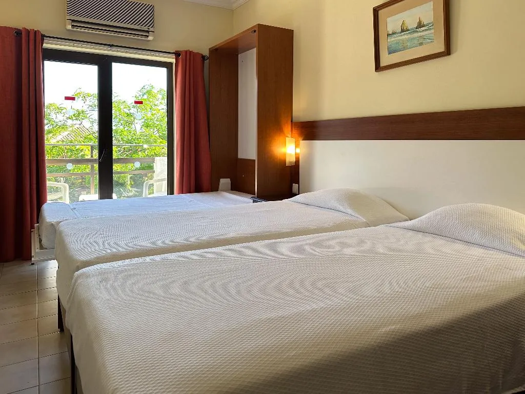 TRIPLE SEA VIEW Room, Avenida Praia, Algarve