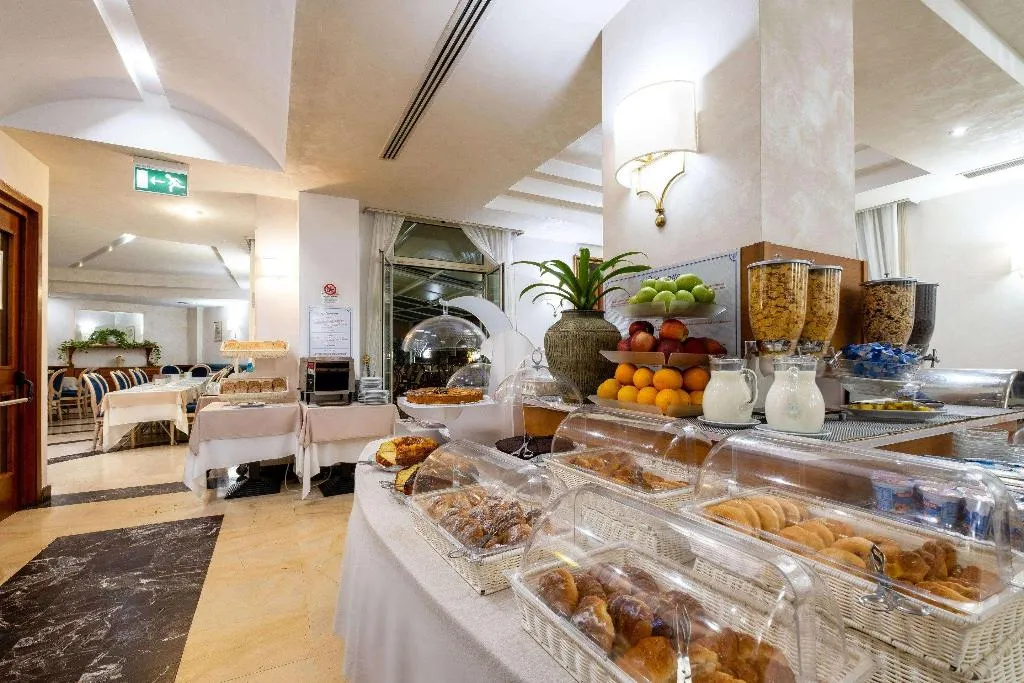 Restaurant, Quality Hotel Nova Domus, Rome