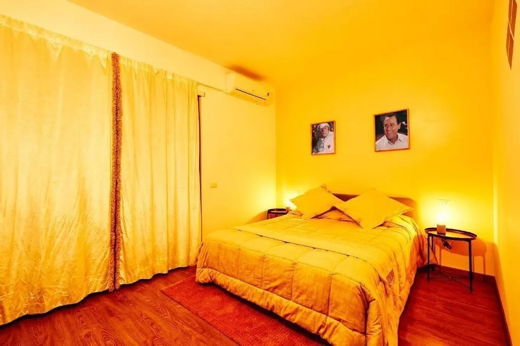 Room, Bnb Drive In, Rome