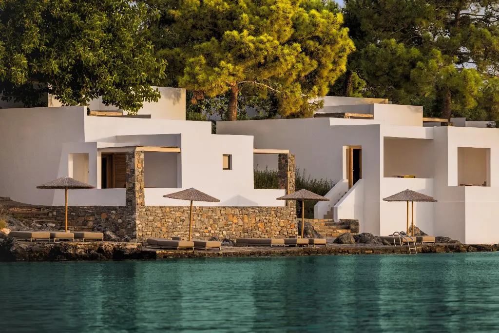 BUNGALOW SUPERIOR Room, Minos Beach Art Hotel, a Member of Design Hotels, Crete
