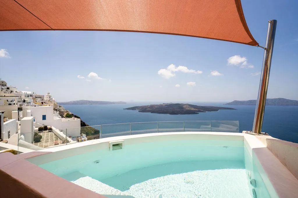 SUITE WITH JACUZZI Room, Panorama Santorini Boutique Hotel, Santorini