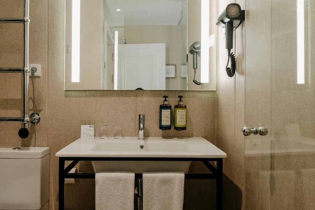 SINGLE STANDARD Room, Hotel PAX Atocha, Madrid