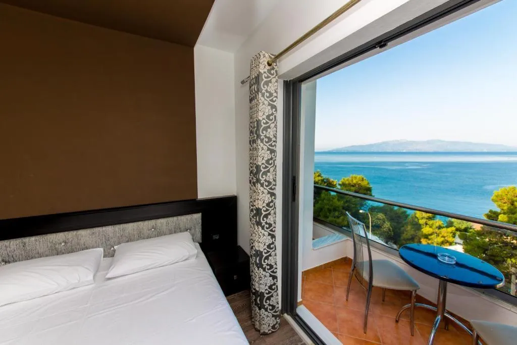 FAMILY ROOM SIDE SEA VIEW Room, New Heaven, Southern Albania