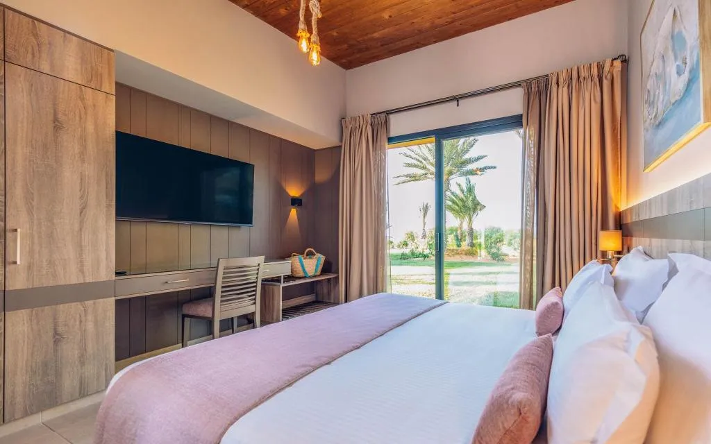 BUNGALOW SUPERIOR Room, Iberostar Waves Mehari Djerba, Tunisia