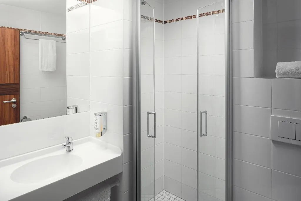 TRIPLE STANDARD Room, Hotel Ambiance, Prague