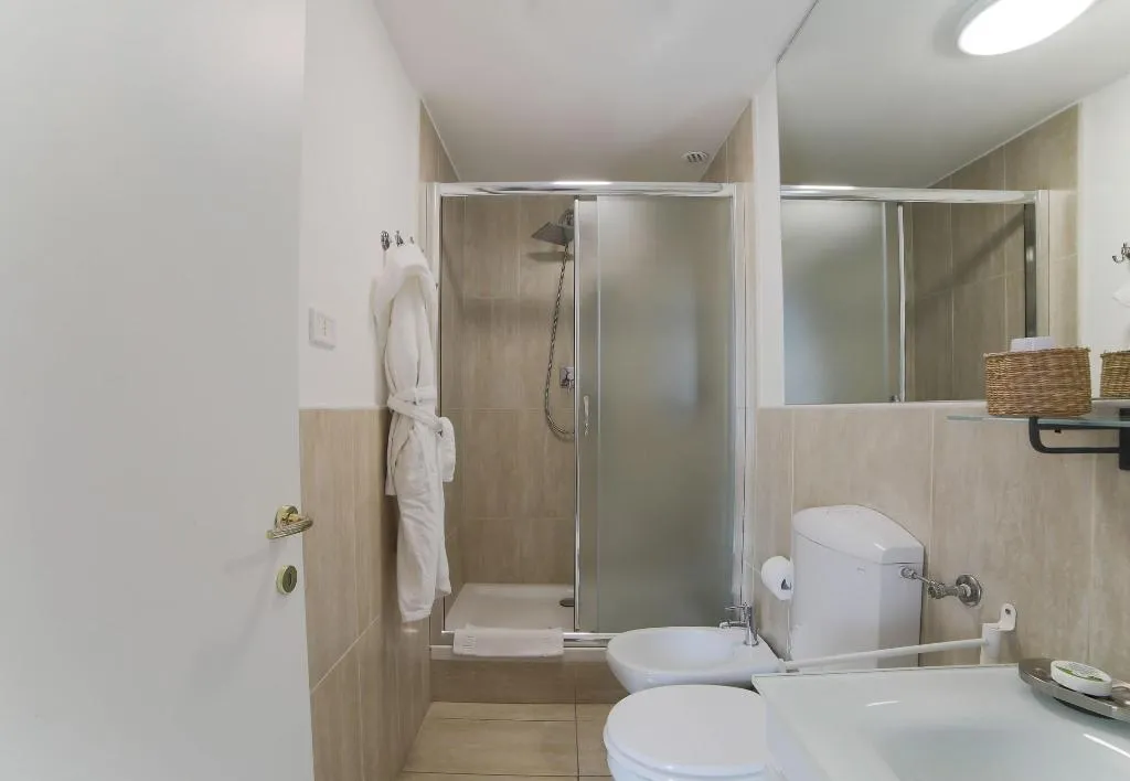 Room, Roman Holidays Cuore Dell Impero, Naples