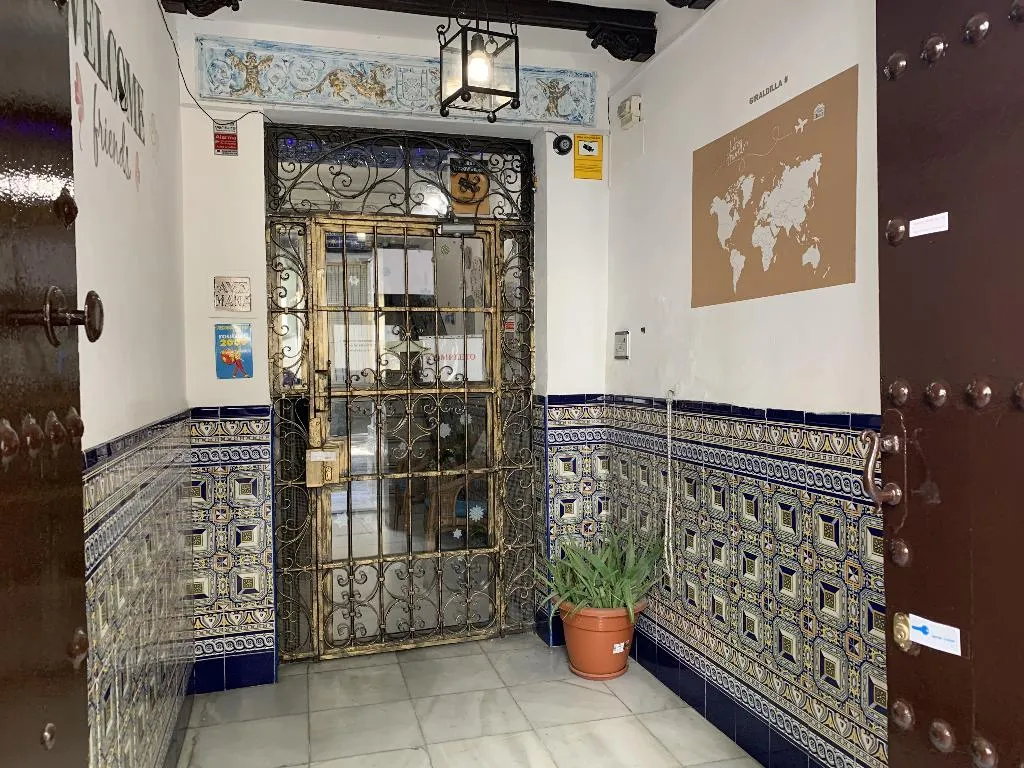 General view, Pension Giraldilla, Seville
