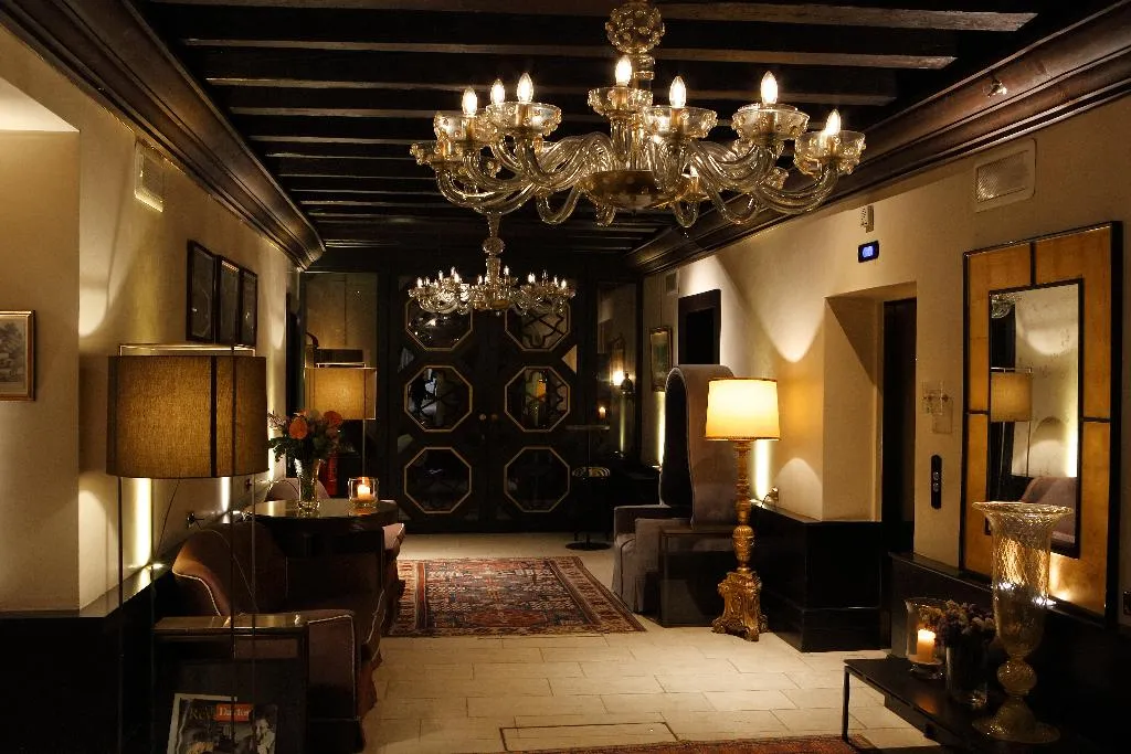 Lobby, Aqua Palace, Venice