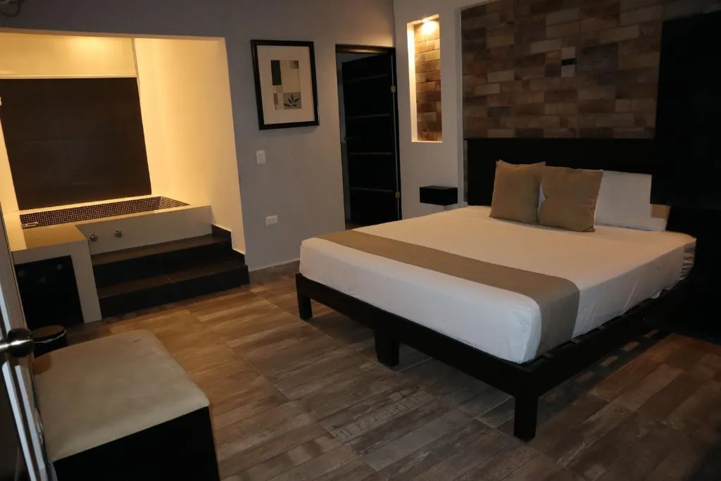SUITE SUPERIOR KING BED Room, Hotel Zibahun, Cancun Area