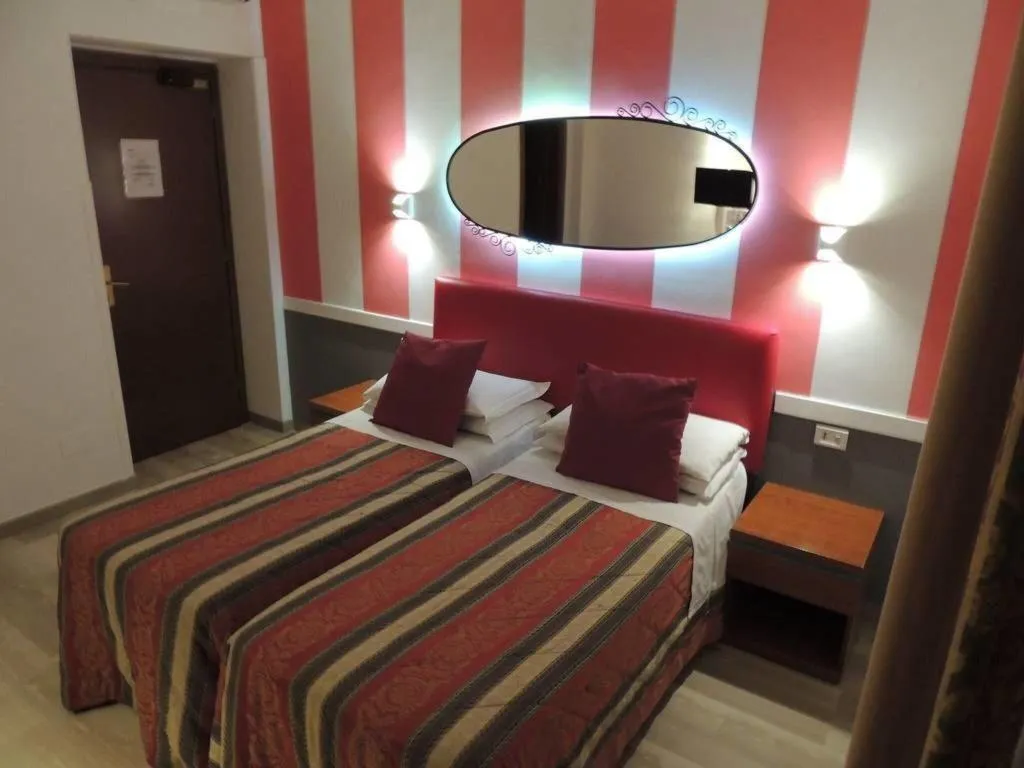 Room, Hotel Center 1, Rome