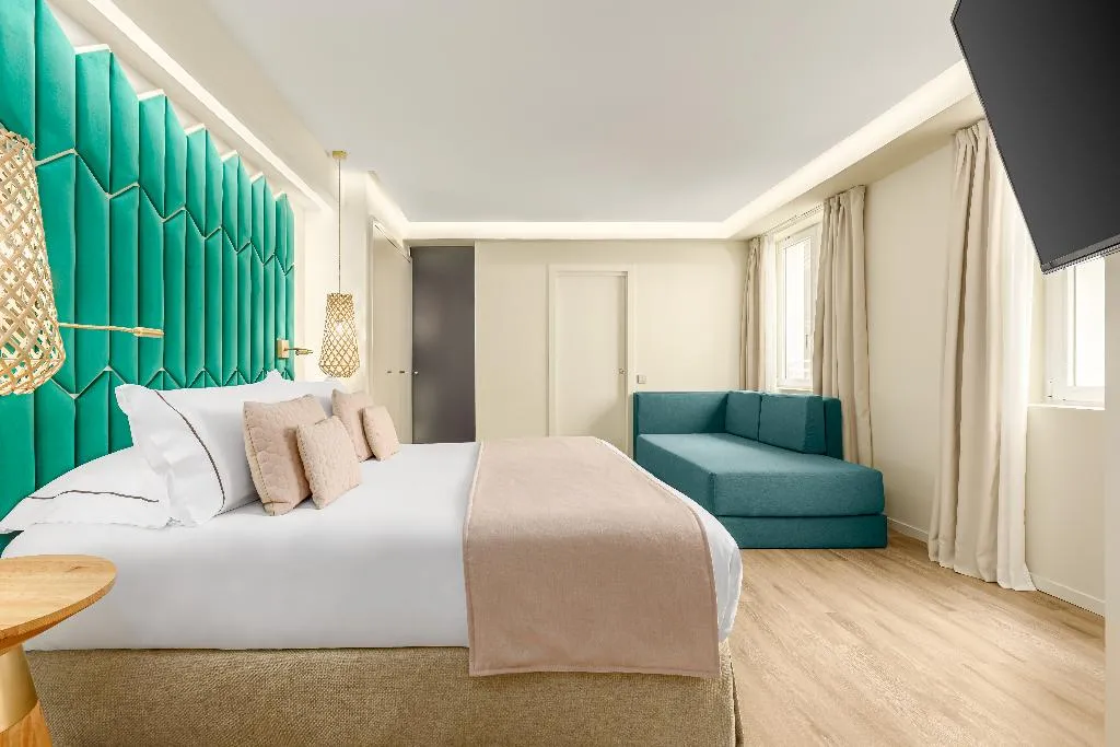 TRIPLE STANDARD Room, Room Mate Macarena, Madrid Gran Vía, Madrid