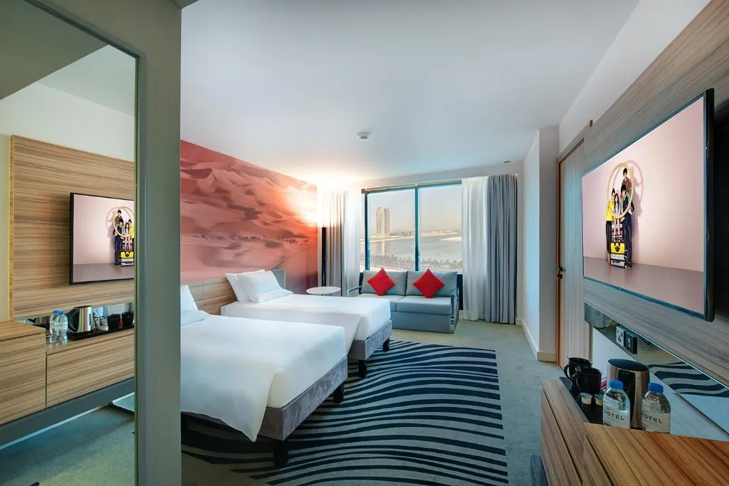 TWIN SUPERIOR LAGOON VIEW Room, Novotel Sharjah Expo Centre, Dubai