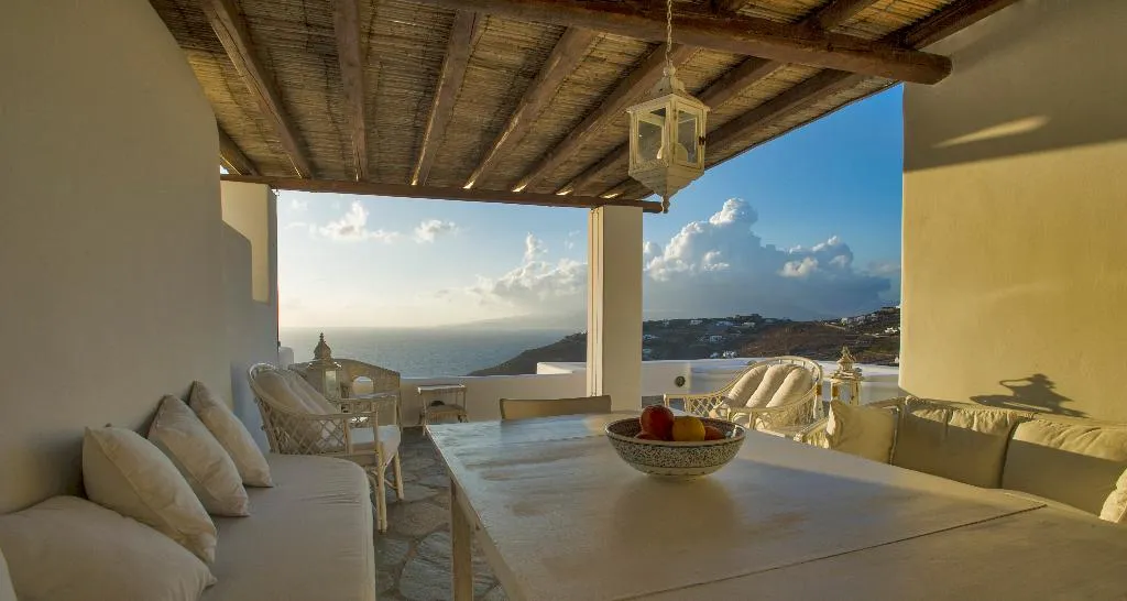 APARTMENT CAPACITY 4 Room, White Rock Suites & Villas, Mykonos