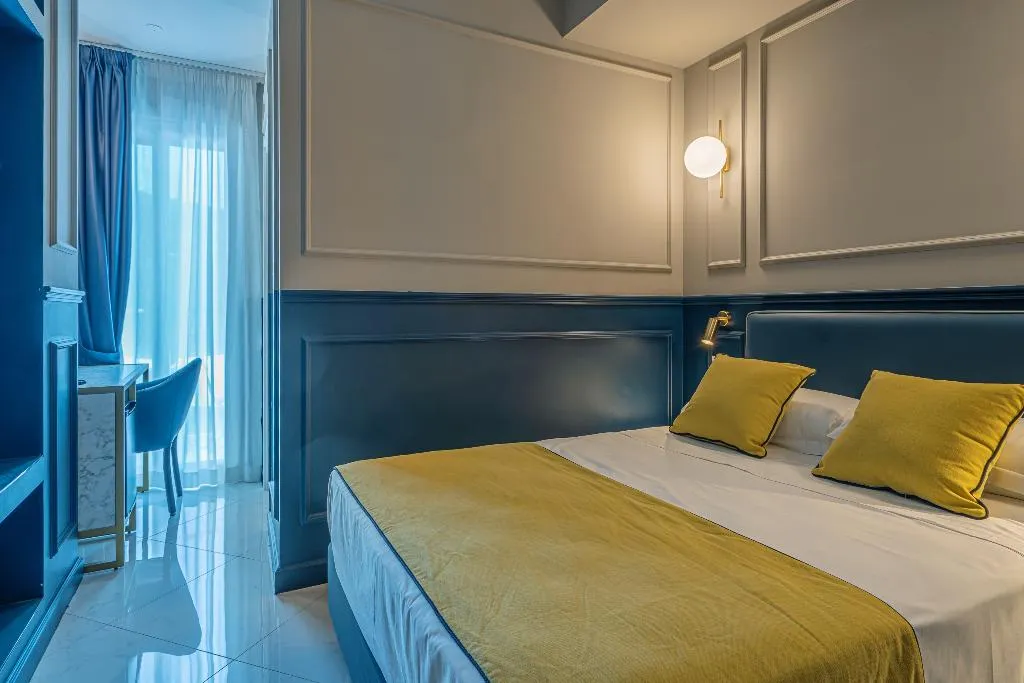 SINGLE STANDARD Room, Mary Hotel, Naples