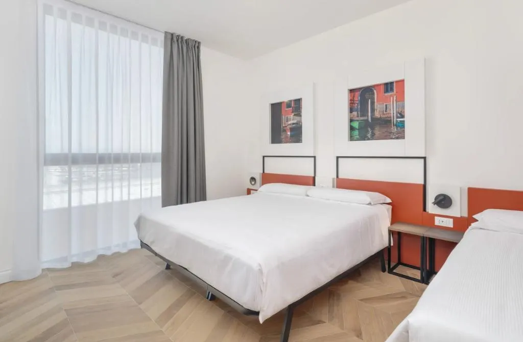 TRIPLE STANDARD Room, B&b Hotel Venezia Laguna, Venice
