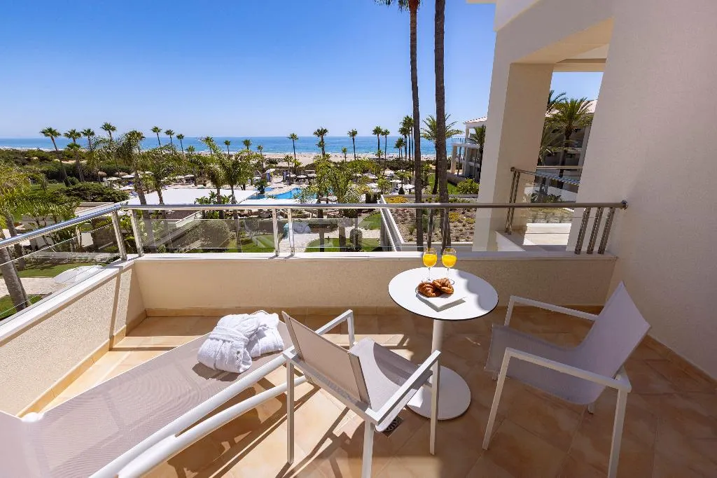SUITE STANDARD Room, Hipotels Barrosa Palace, Costa De La Luz