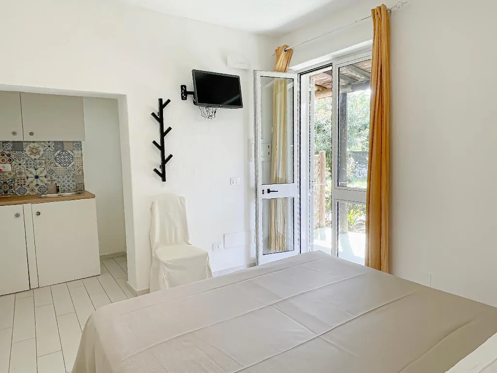Double or Twin STANDARD Room, Lord Byron, Naples