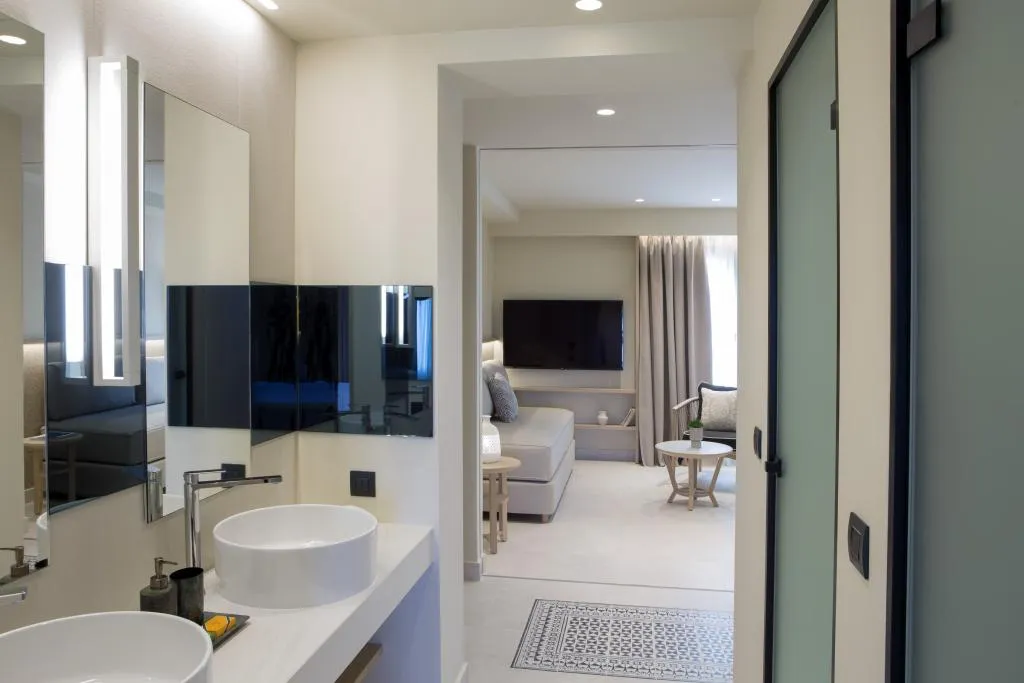 SUITE SEA VIEW ONE BEDROOM Room, MERAVIA Leonardo Limited Edition, Halkidiki