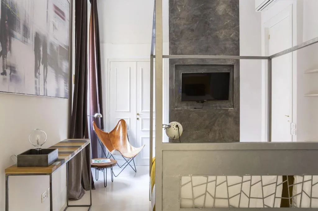 Room, Piazza Di Spagna 9, Rome