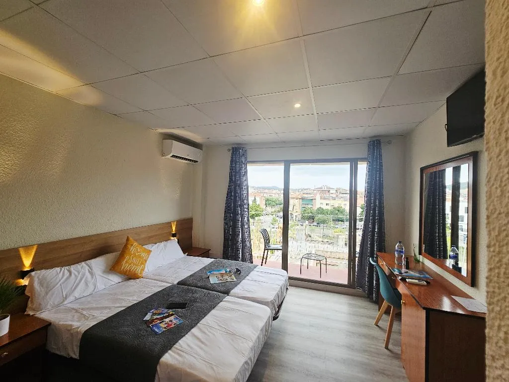 Double or Twin STANDARD Room, Marisol, Costa Brava