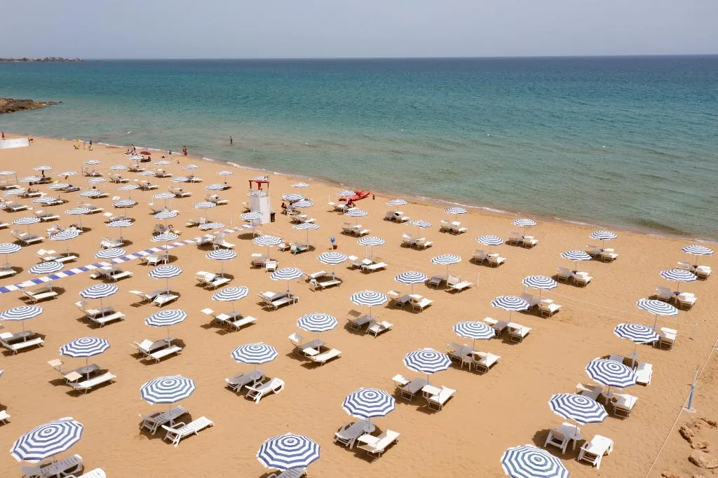 Beach, Hotel Club Eloro, Catania