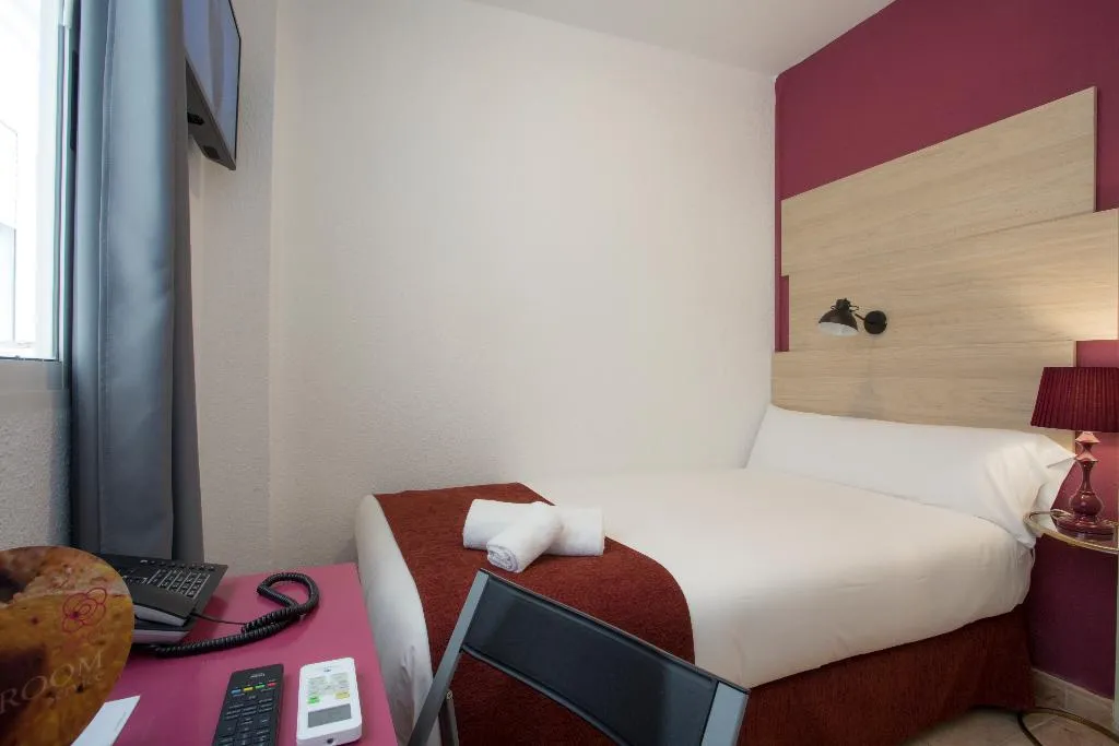 SINGLE STANDARD Room, Casual Vintage Valencia, Valencia