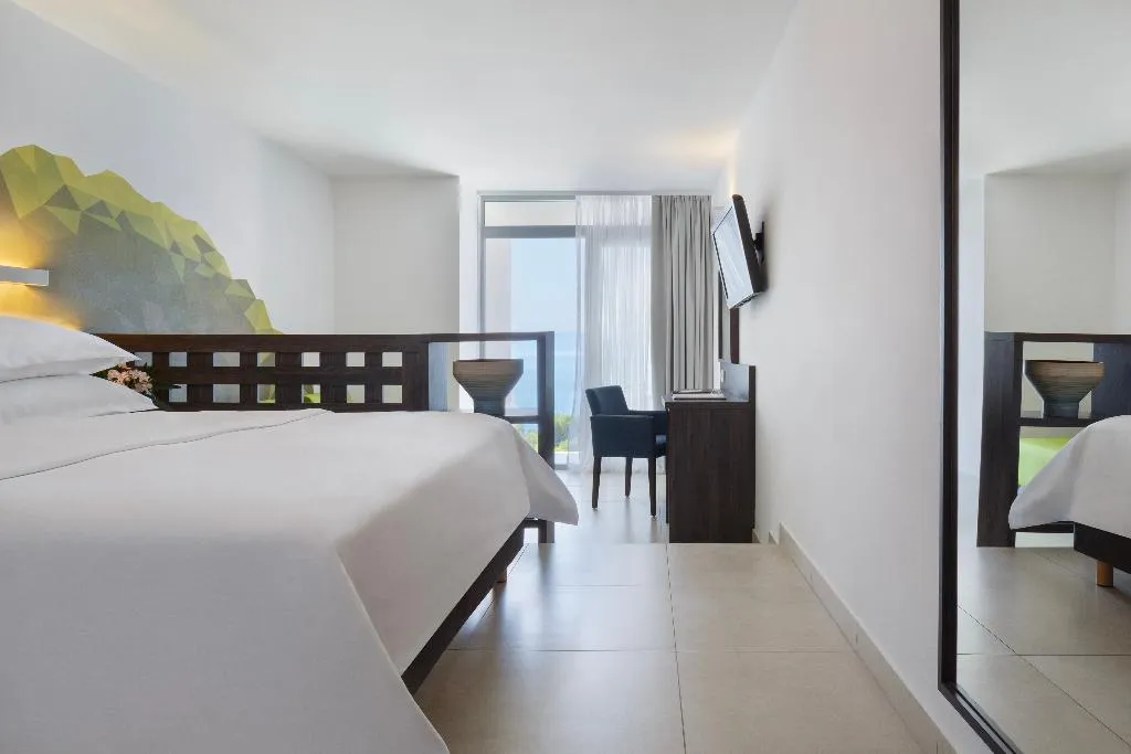 DOUBLE SUPERIOR SIDE SEA VIEW Room, Bluesun Hotel Alga, Split