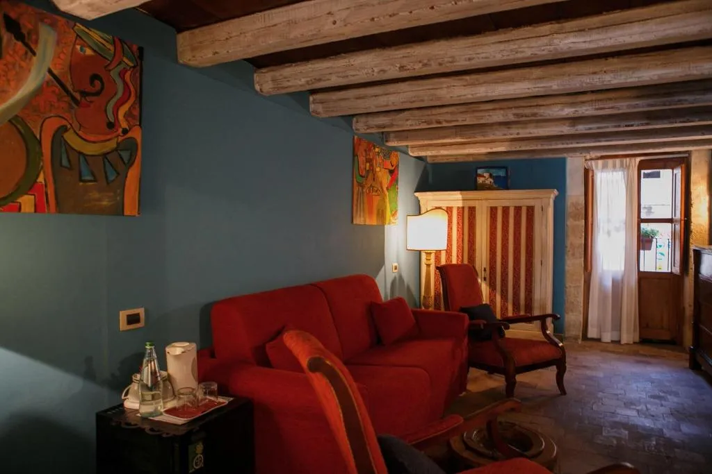DOUBLE SUPERIOR SEA VIEW Room, Charme Henry S House, Catania