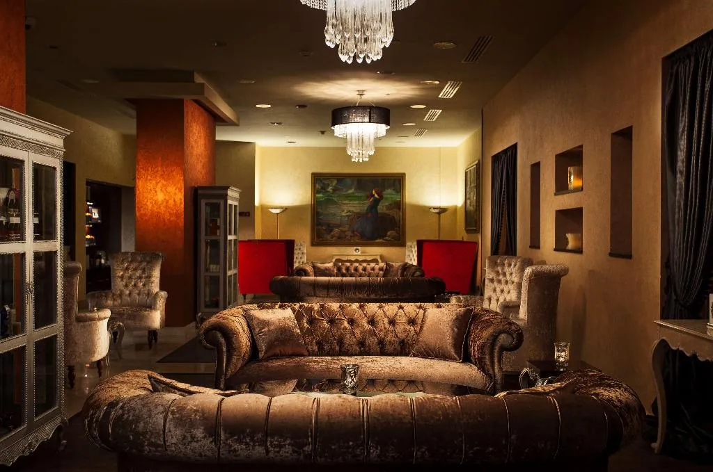 Sports and Entertainment, Kempinski Palace Cairo, Cairo