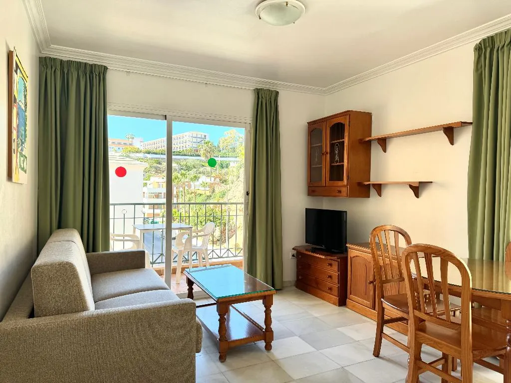 APARTMENT CAPACITY 4 Room, Apartamentos HC Burriana Playa, Costa Del Sol
