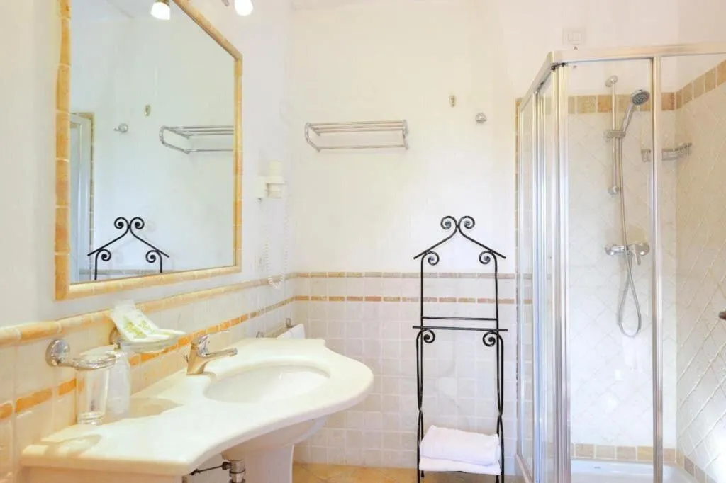 QUADRUPLE BUNK BED Room, Baia Del Porto, Olbia