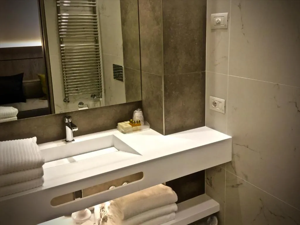 DOUBLE DELUXE Room, Principe Palace, Venice