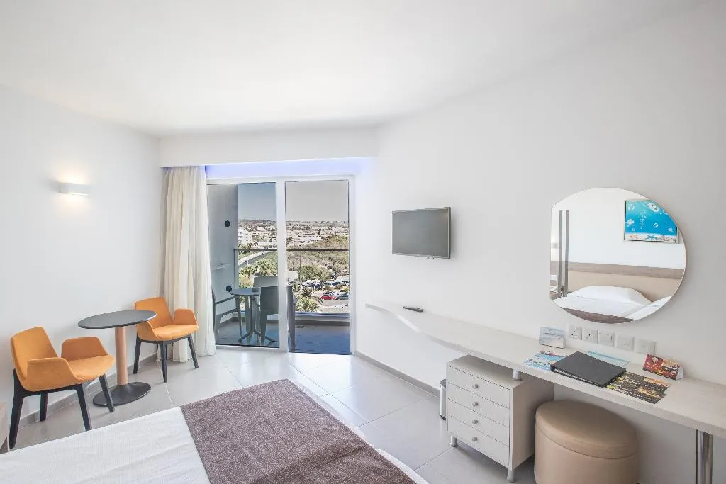 Double or Twin STANDARD Room, Vassos Nissi Plage Hotel & Spa, Cyprus