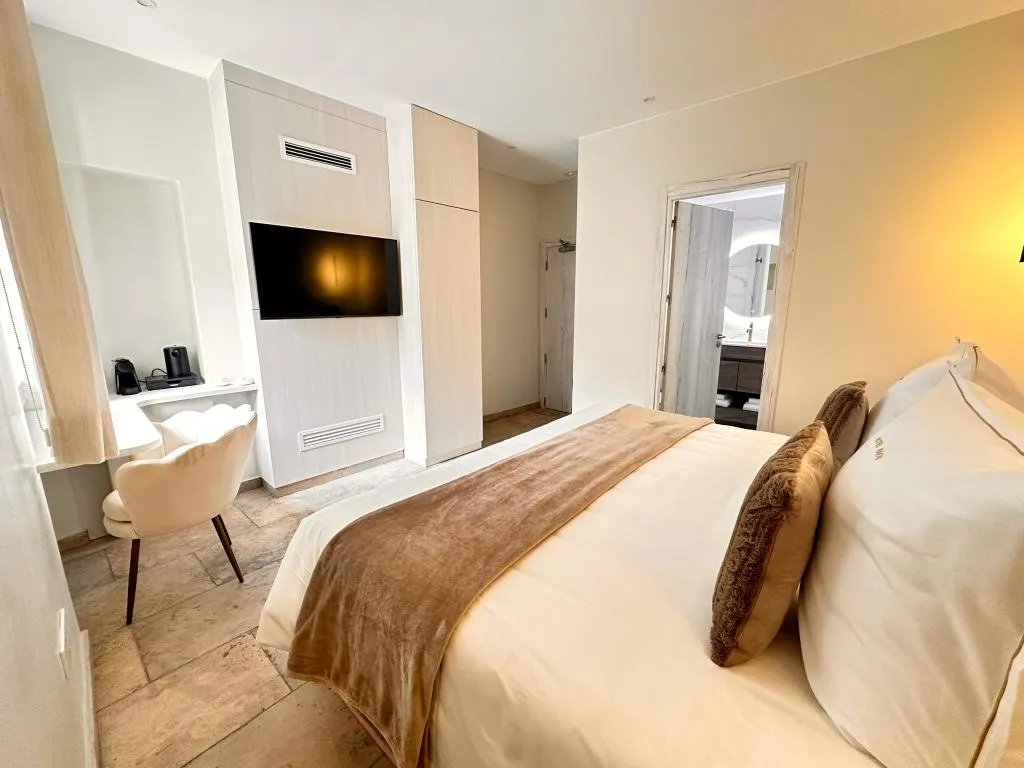 DOUBLE BASIC Room, Boutique Hotel Comtal Empuries, Costa Brava