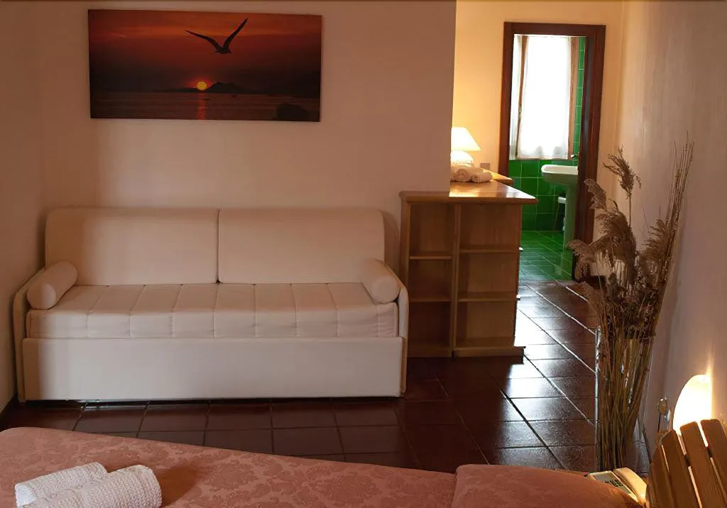 Room, Hotel Garibaldi, Olbia